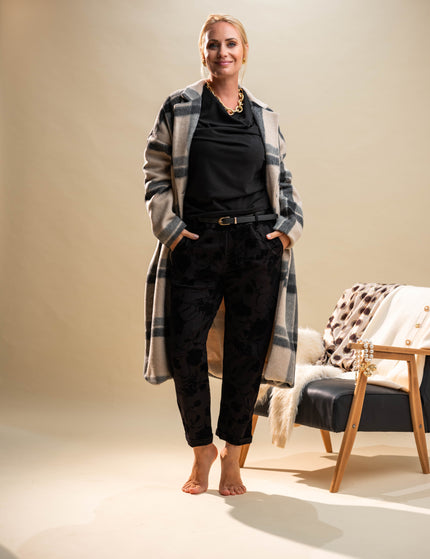 Dolg karirast plašč z gumbi