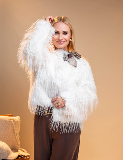 Bela jakna iz umetnega krzna