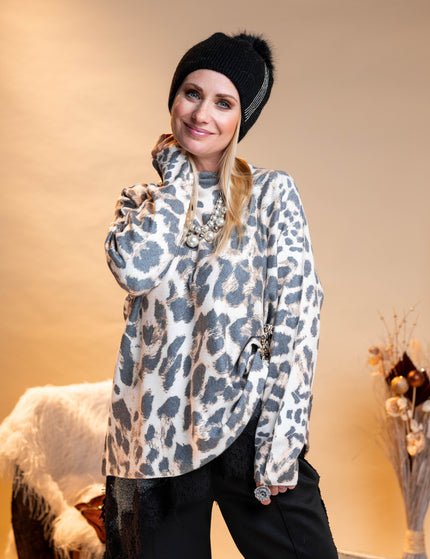 Pulover z leopard vzorcem
