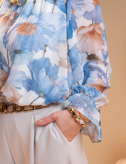 Modra bluza s cvetličnim vzorcem