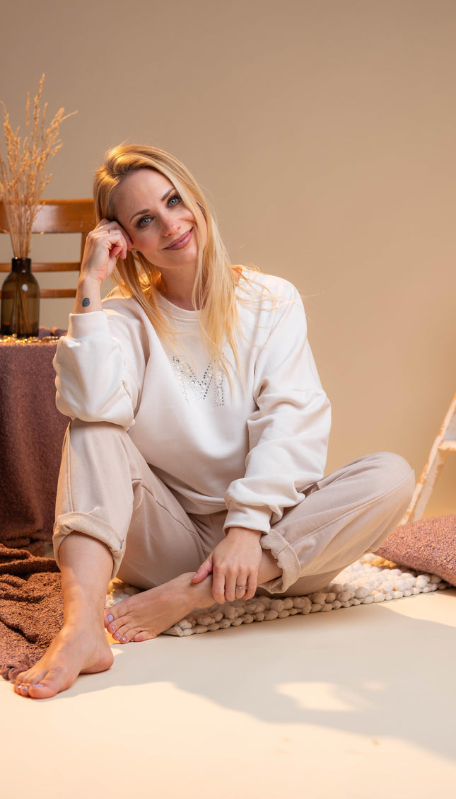 Bel pulover s potiskom